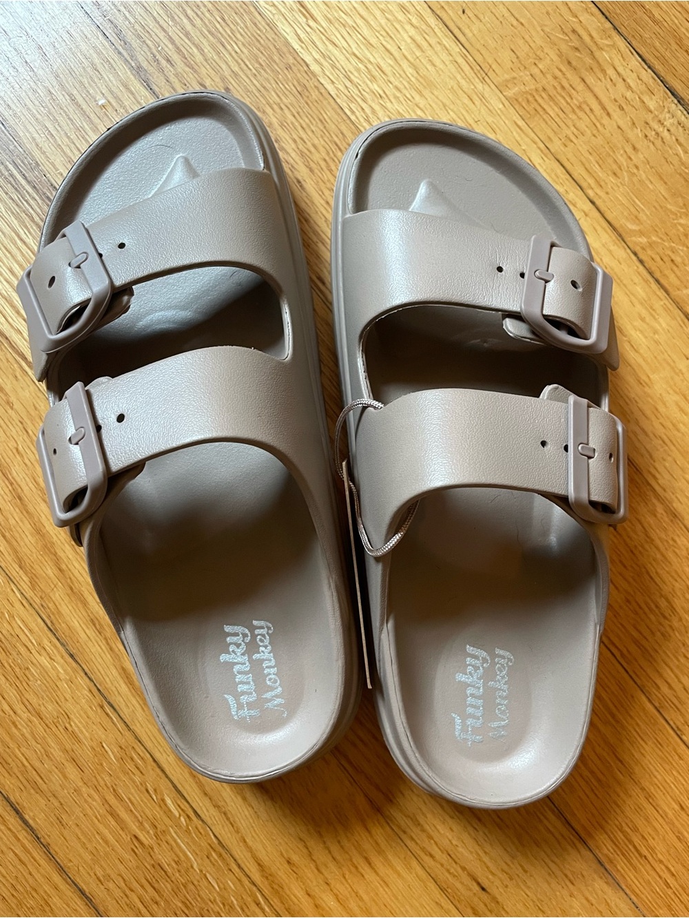 Women’s 6 Double-Buckle Slide Platform Sandals in Taupe